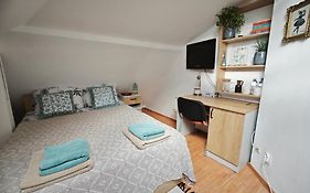 Mika Room